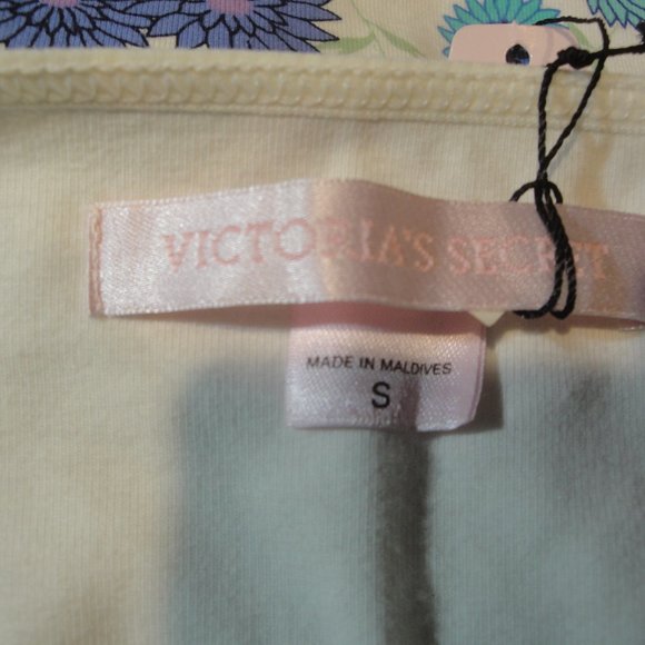 Victoria's Secret Tank with Adjustable straps Beautiful Spring colors Si… - Picture 3 of 4